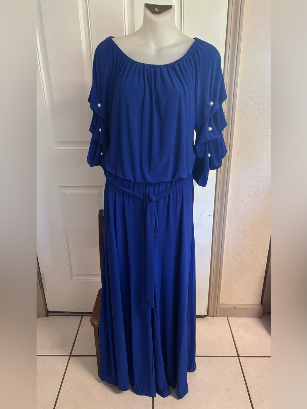 Small MSK Royal Blue Off-Shoulder Blouson short sleeve wide leg Jumpsuit. In EUC